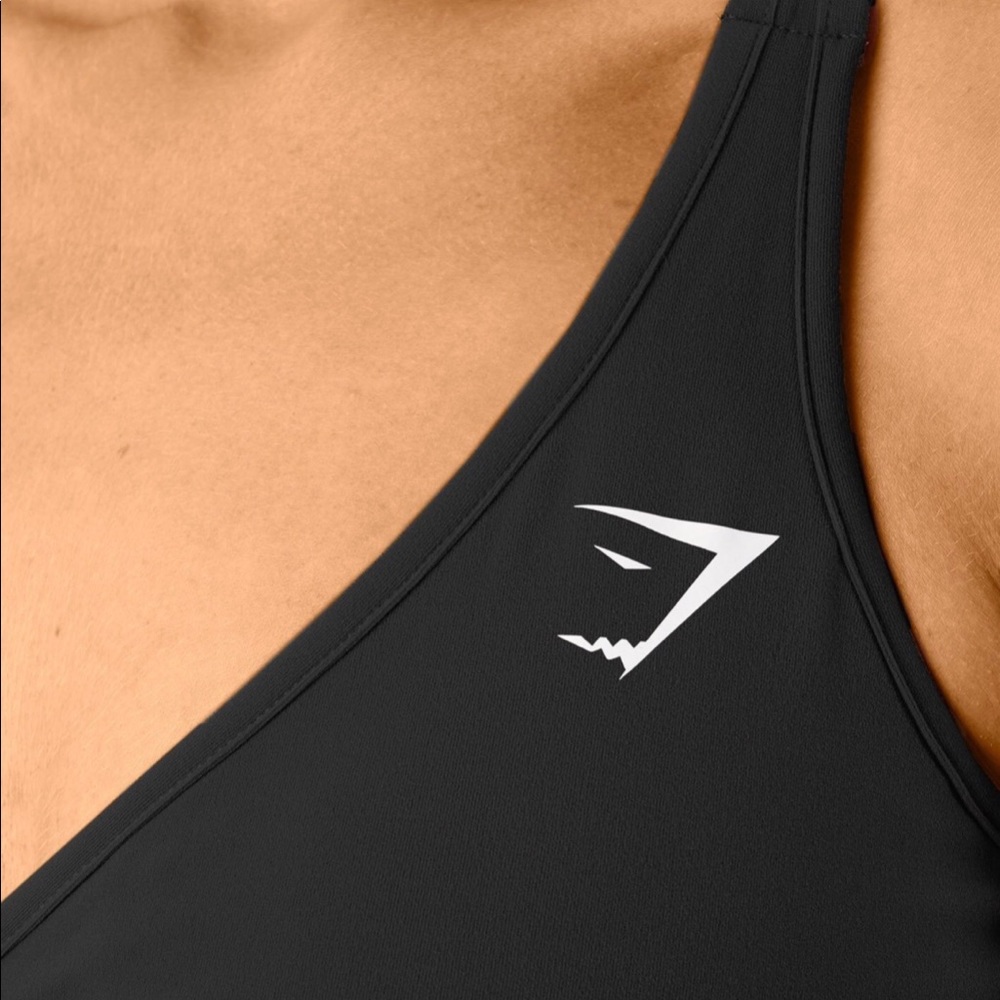 NWT Gymshark Elite Sports Bra - Black (Medium)